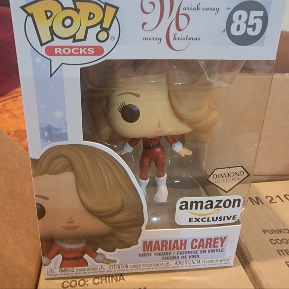 Funko POP! Rocks Mariah Carey #85 Amazon Exclusive Diamond Collection/ Christmas - Picture 7 of 7